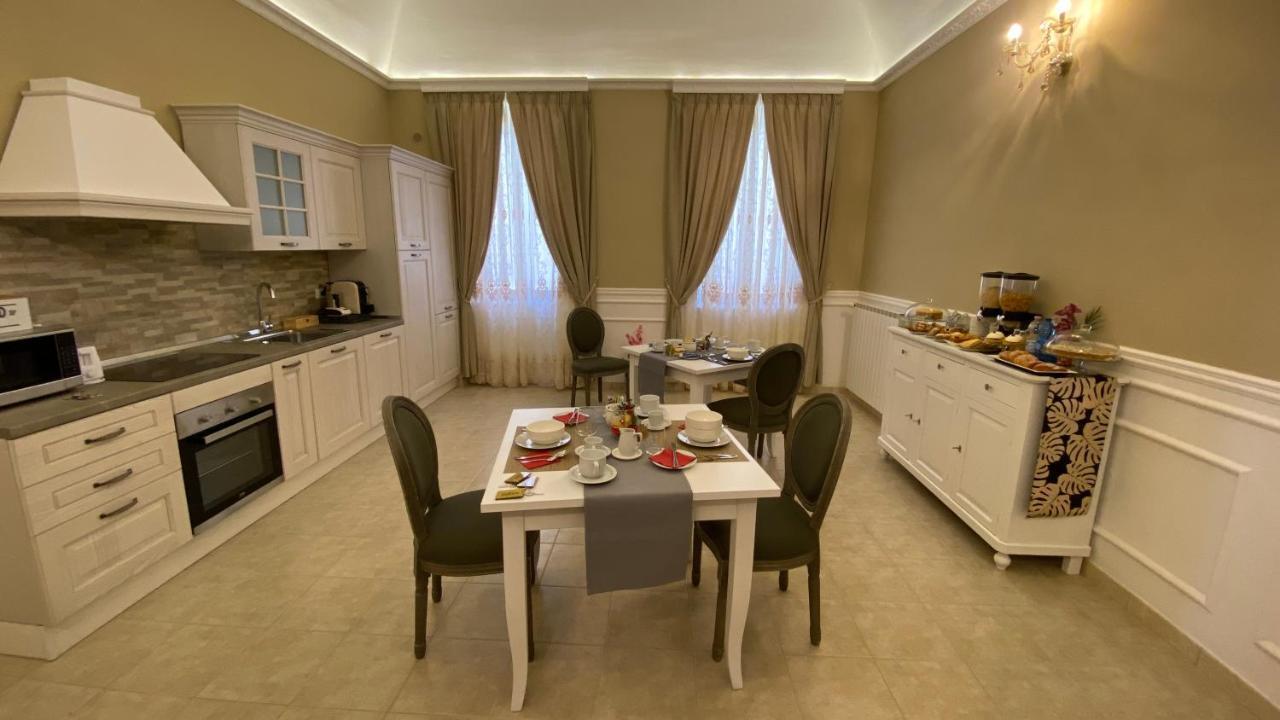 Il Sogno Di Hypnos Bed and Breakfast LʼAquila Buitenkant foto